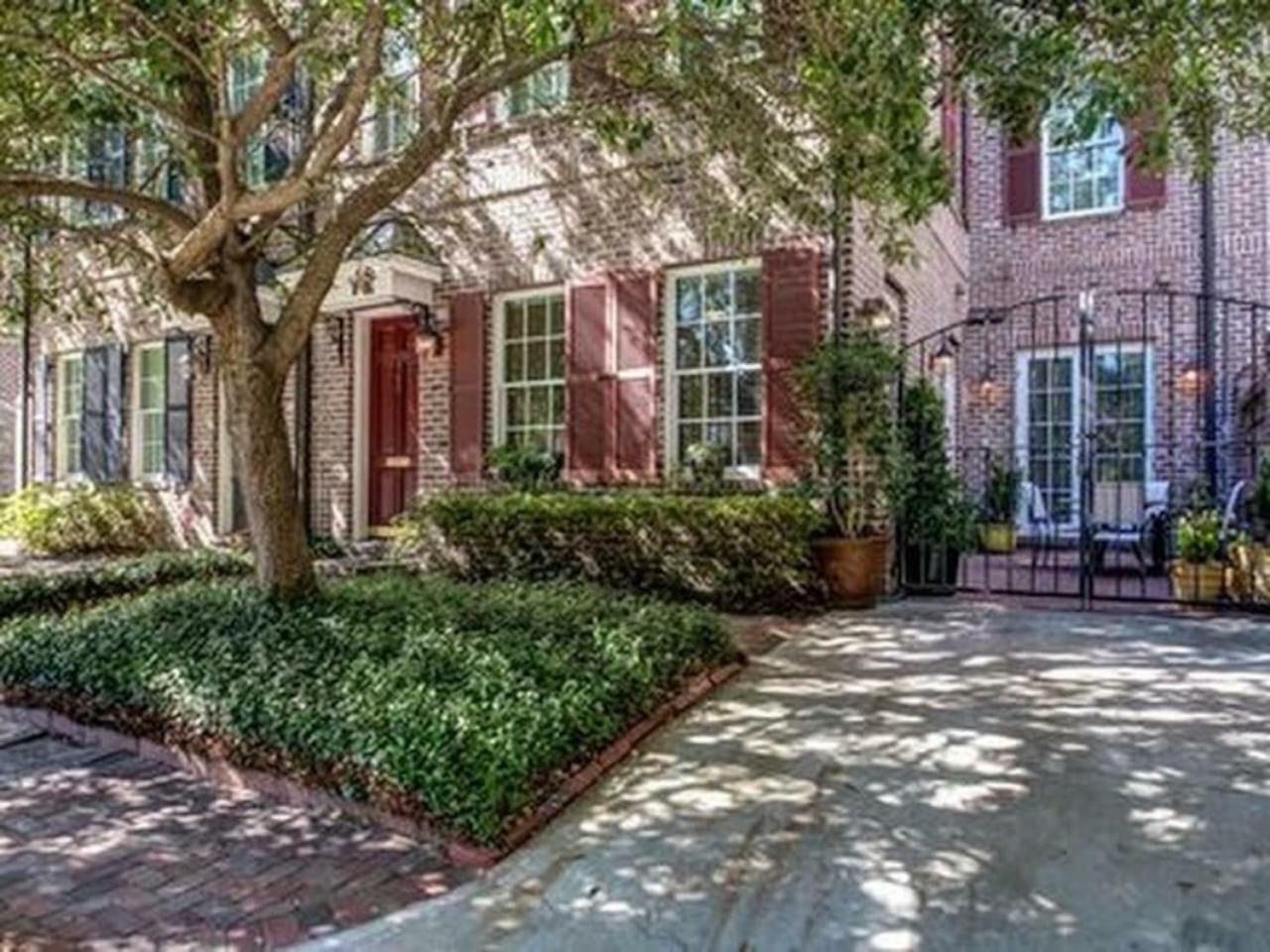Beautiful 3Bed Townhome In Historic Downtown Savannah Exterior foto